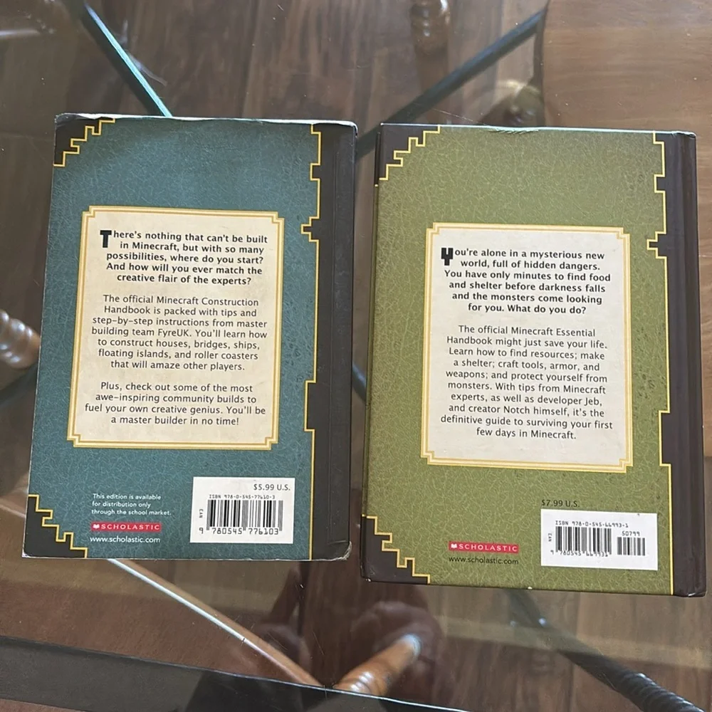 Minecraft Construction and Essential Handbooks (2)